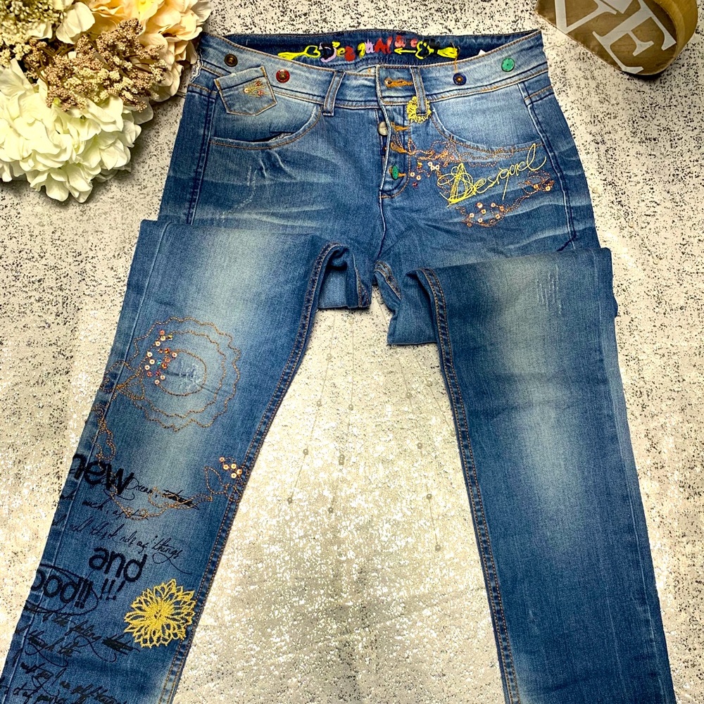 Desigual jeans
